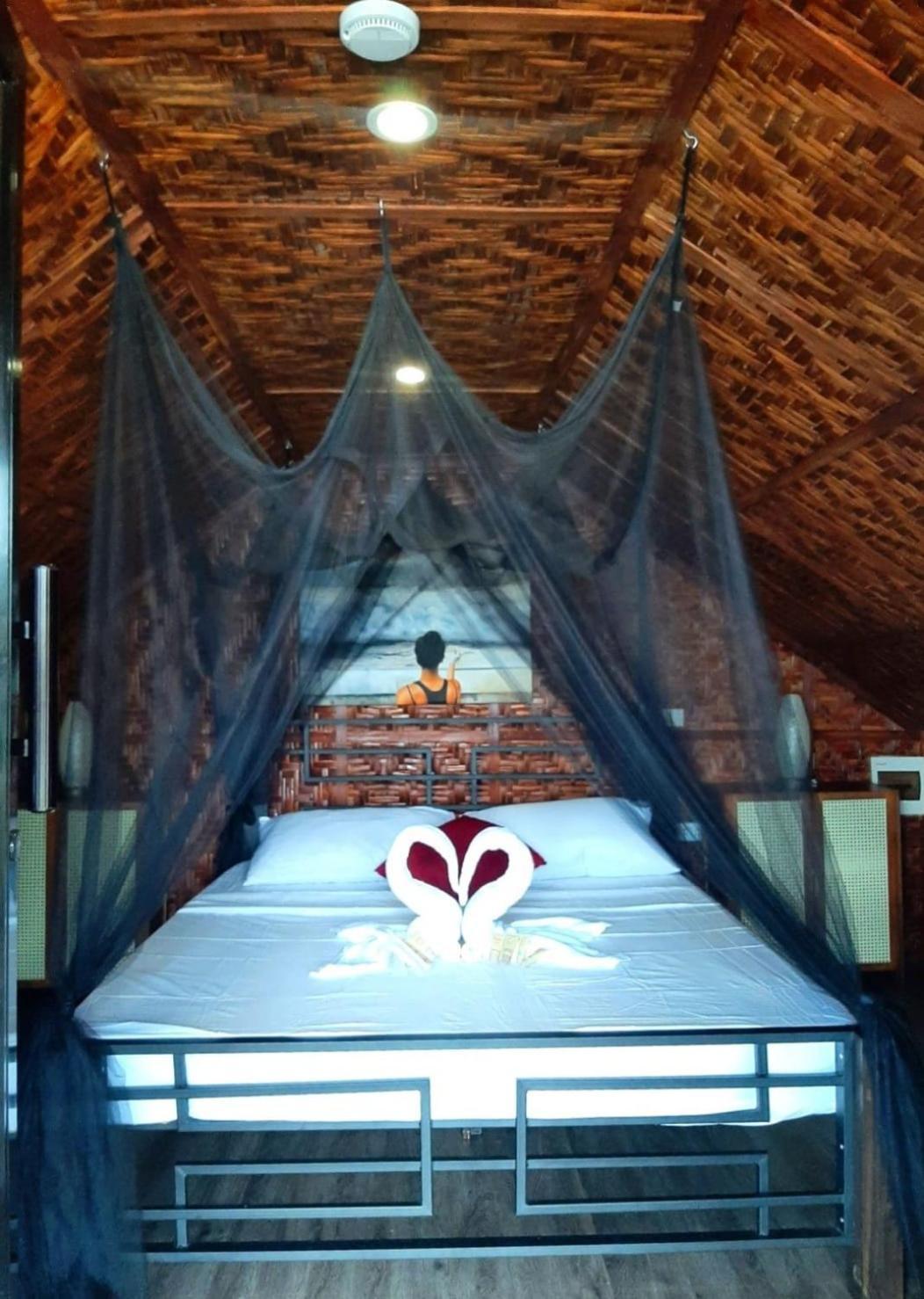 Jush Native And Glamping Hotel Dauis Eksteriør billede