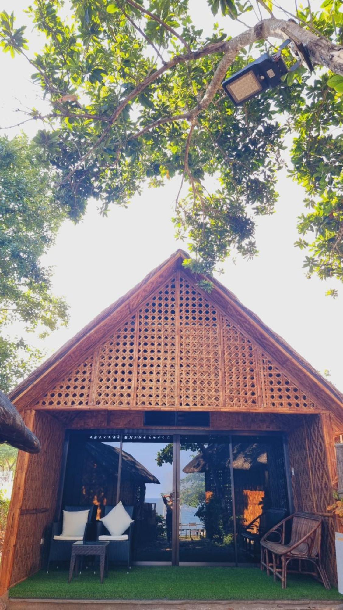 Jush Native And Glamping Hotel Dauis Eksteriør billede