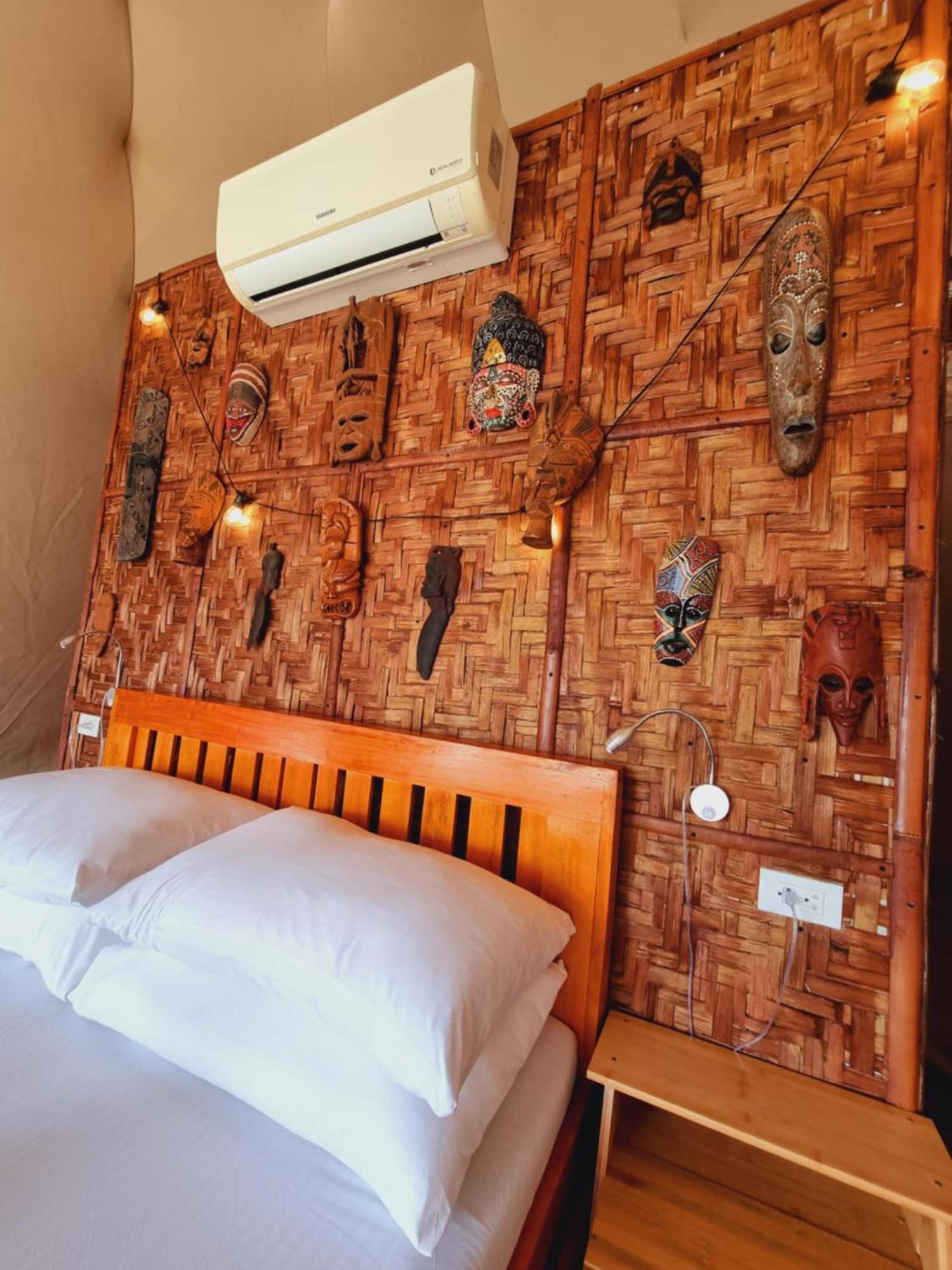 Jush Native And Glamping Hotel Dauis Eksteriør billede